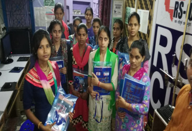 Om-Computer-and-Education-Hub