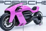 Moto Concepto con Branding Porsche: Diseño Futurista, Estilo Premium y Rendimiento Inspirado en Autos Deportivos